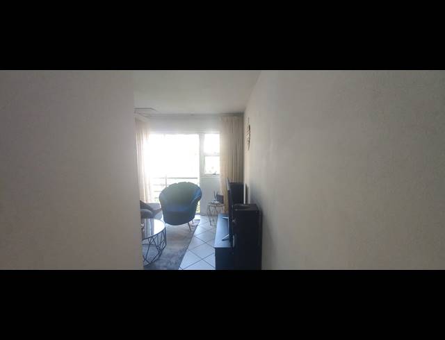 2 BEDROOM FLAT FOR SALE IN MORNINGSIDE